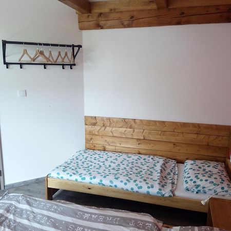 Family House 94 Apartment Prosecne ภายนอก รูปภาพ