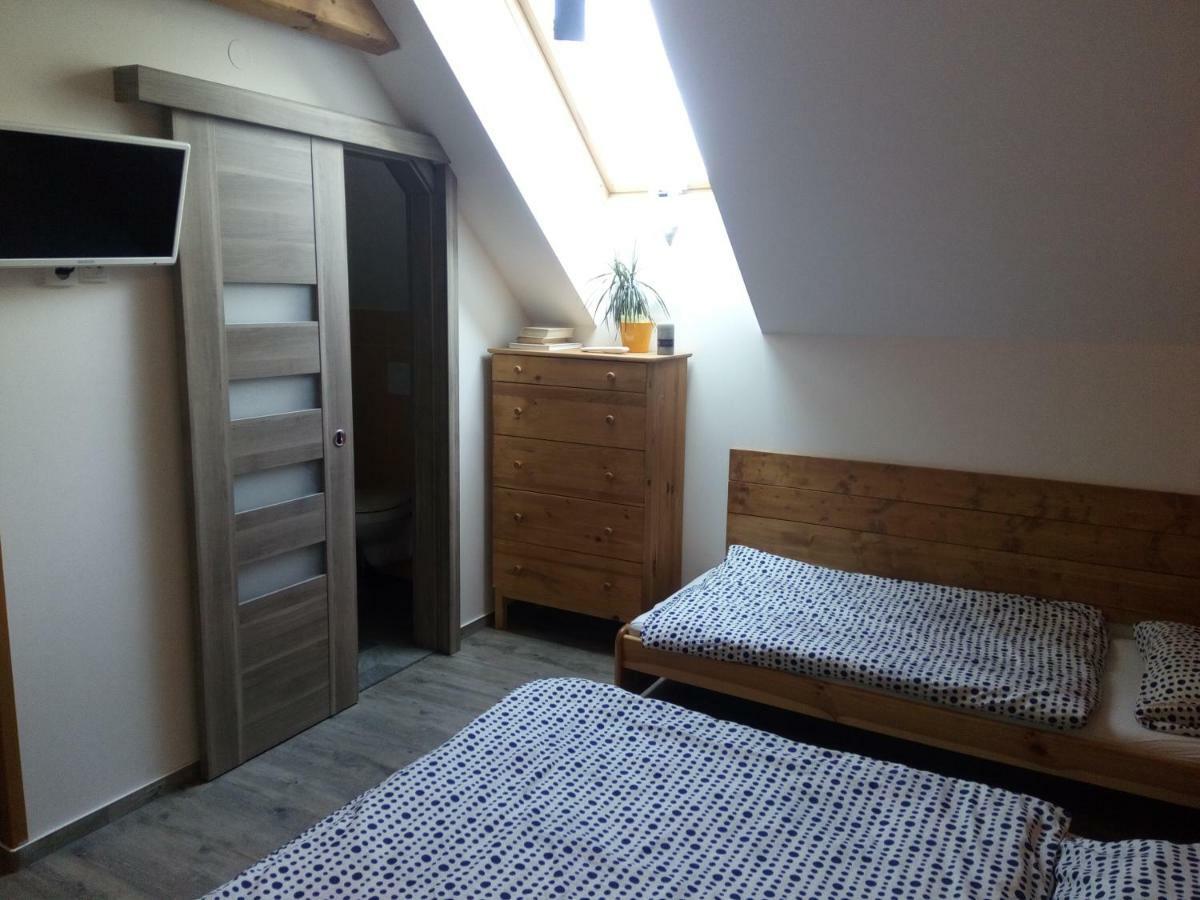 Family House 94 Apartment Prosecne ภายนอก รูปภาพ