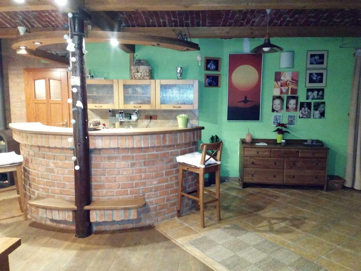 Family House 94 Apartment Prosecne ภายนอก รูปภาพ